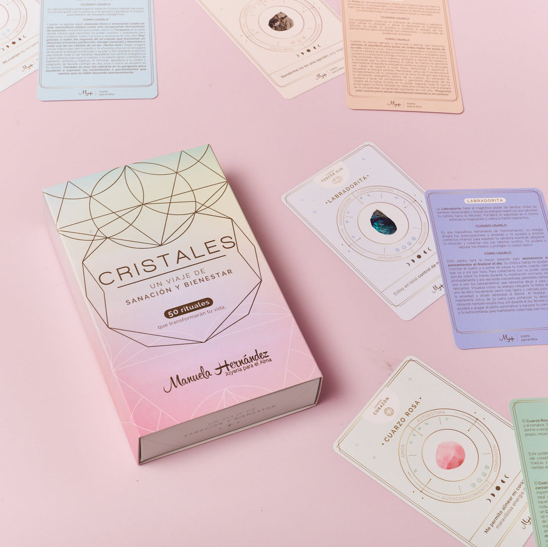ORÁCULO DE CARTAS - CRISTALES, UN VIAJE DE SANACIÓN Y BIENESTAR